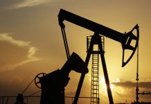 Dầu Brent tăng nhẹ