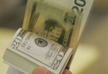 Tỷ giá ngoại tệ ngày 17/10, USD giảm nhanh, bảng Anh tăng vọt