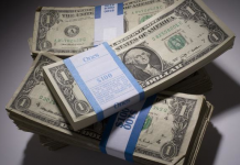 Tỷ giá USD hôm nay 4/5: Giảm giá khi Fed tăng lãi suất USD