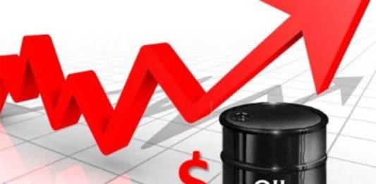 Giá xăng dầu hôm nay (12/5): Dầu Brent vượt 104 USD/thùng, thị trường lo ngại căng thẳng Mỹ – Iran leo thang
